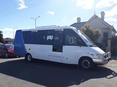 25 seat bus for hire